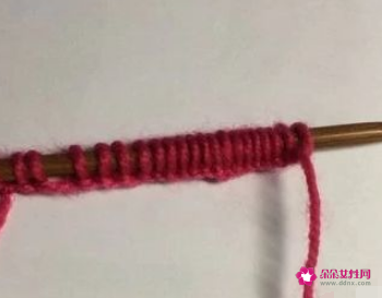 围巾的28种编织方法(粗线围巾的简单织法)