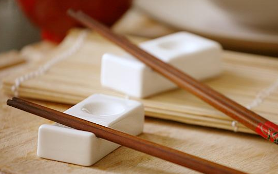 最健康的筷子是哪种(什么筷子最好最健康)